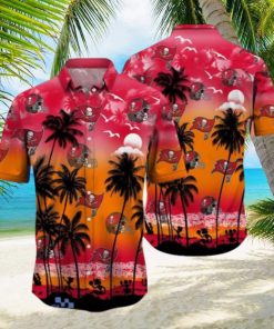 Tampa Bay Buccaneers Tropical Hawaiian Shirt