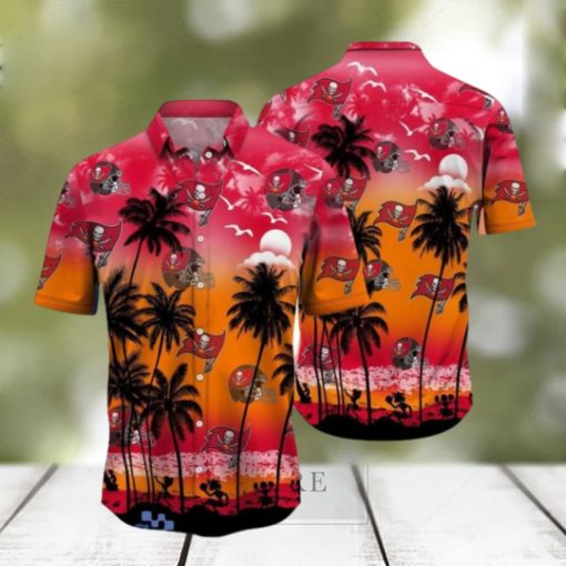 Tampa Bay Buccaneers Tropical Hawaiian Shirt