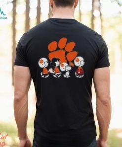 The Peanuts Snoopy And Friends Cheer For The Clemson Tigers Ncaa Shirt