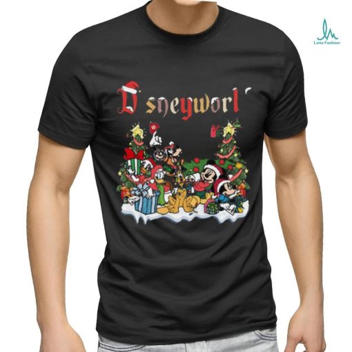 Vintage Walt Disney World Christmas shirt