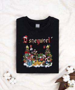 Vintage Walt Disney World Christmas shirt