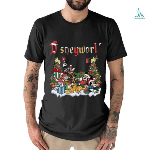 Vintage Walt Disney World Christmas shirt