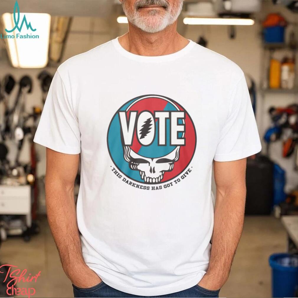 Vote Skull This Darkness Has Got To Give T Shirt Classic Mens T shirt Vote Skull This Darkness Has Got To Give T Shirt Classic Mens T shirt