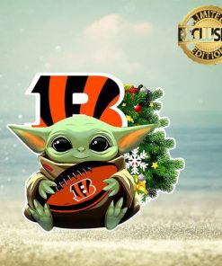 [removal.ai]_204e5e3c f72c 4acb b813 dc93c3161be0 cincinnati bengals baby yoda nfl christmas tree decorations ornament