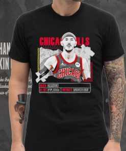 Alex Caruso number 6 Chicago Bulls basketball player pose paper gift shirt