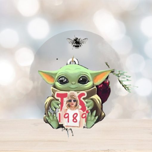 Baby Yoda Hug Taylor Swift The Eras Tour Taylor Version 1989 Tree Decorations x Star Wars Ornament