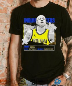 Buddy Hield Indiana Pacers basketball player pose paper gift shirt