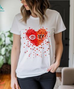 Cincinnati Reds Cincinnati Bengals logo hearts sport gift shirt