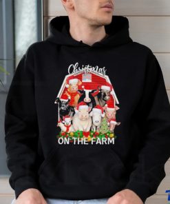 Cow, pig, chicken,… hat santa christmas on the farm christmas shirt
