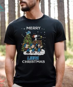 Detroit Lions Snoopy Family Christmas Shirt, hoodie, sweater, long sleeve and tank top Detroit Lions Snoopy Family Christmas Shirt