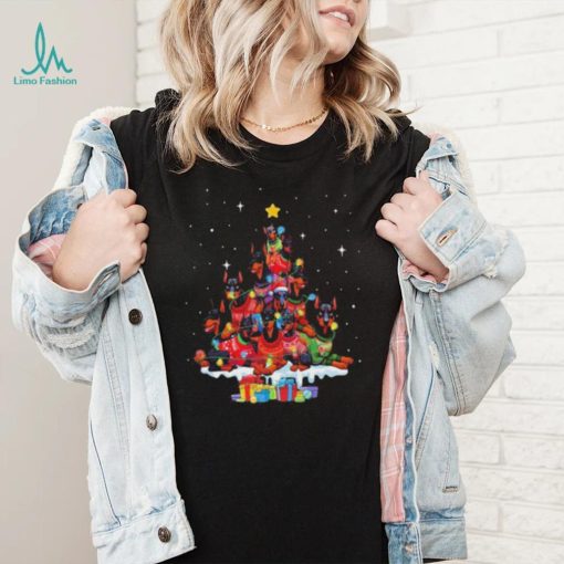 Dogs Dobermann pine tree merry christmas shirt