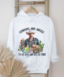 Dustin Lynch Cowboys And Angels I’ve Got Boots And She’s Got Wings T Shirt