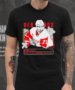 Dylan Larkin number 71 Detroit Red Wings ice hockey player pose paper gift shirt