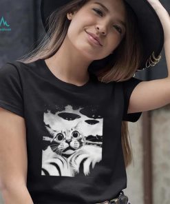 Funny Cat Selfie with UFO shirt