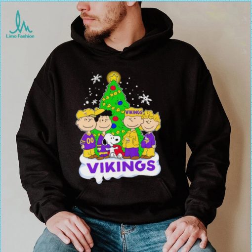 Happy Merry Christmas Peanuts Christmas tree Minnesota Vikings football logo gift shirt