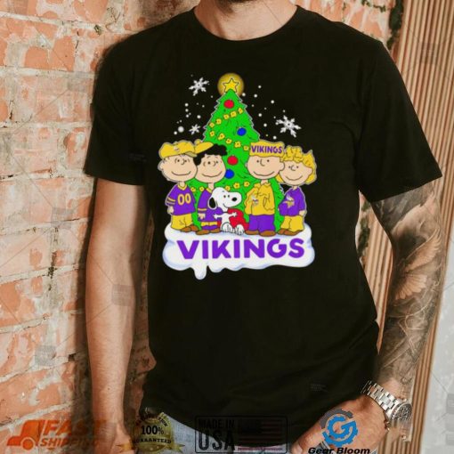 Happy Merry Christmas Peanuts Christmas tree Minnesota Vikings football logo gift shirt