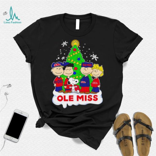Happy Merry Christmas Peanuts Christmas tree Ole Miss football logo gift shirt