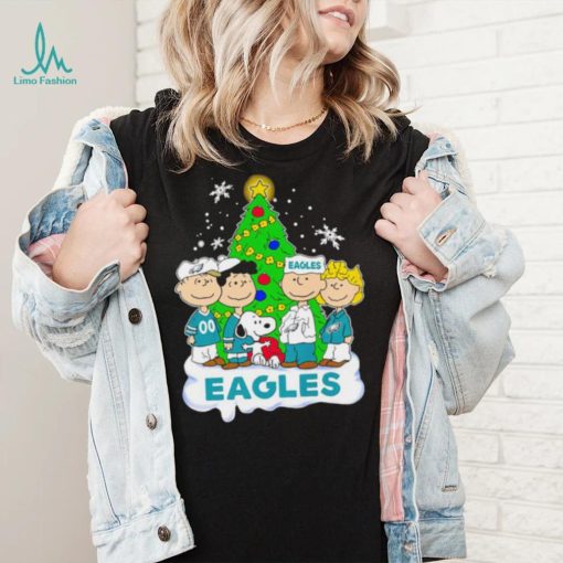 Happy Merry Christmas Peanuts Christmas tree Philadelphia Eagles football logo gift shirt