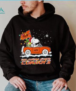 Happy Merry Christmas Snoopy drive a car Oklahoma State Cowboys logo flag gift shirt