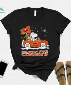 Happy Merry Christmas Snoopy drive a car Oklahoma State Cowboys logo flag gift shirt