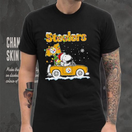 Happy Merry Christmas Snoopy drive a car Pittsburgh Steelers logo flag gift shirt