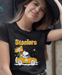 Happy Merry Christmas Snoopy drive a car Pittsburgh Steelers logo flag gift shirt