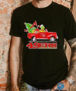Happy Merry Christmas The Grinch drive a car San Francisco 49ers football logo flag gift shirt