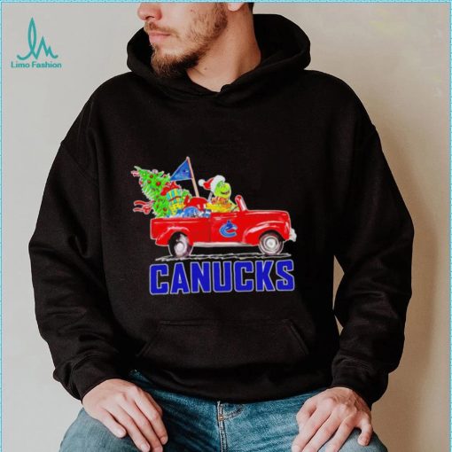 Happy Merry Christmas The Grinch drive a car Vancouver Canucks ice hockey logo flag gift shirt