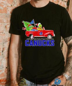 Happy Merry Christmas The Grinch drive a car Vancouver Canucks ice hockey logo flag gift shirt