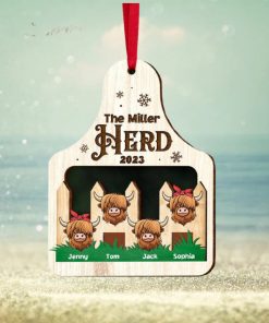 Highland Cow Family, Personalized Wood Ornament, Christmas Ornament, Xmas Gift For Family