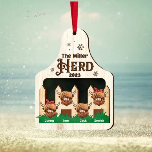 Highland Cow Family, Personalized Wood Ornament, Christmas Ornament, Xmas Gift For Family