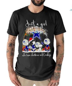 Just a girl who loves Christmas and Dallas Cowboys Peanuts characters shirt