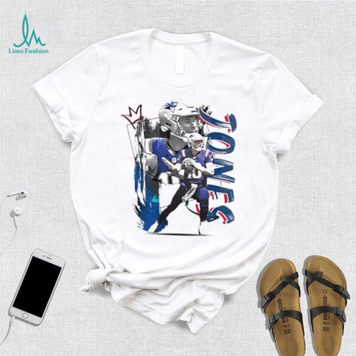 Mac Jones number 10 New England Patriots football player pose poster shirt