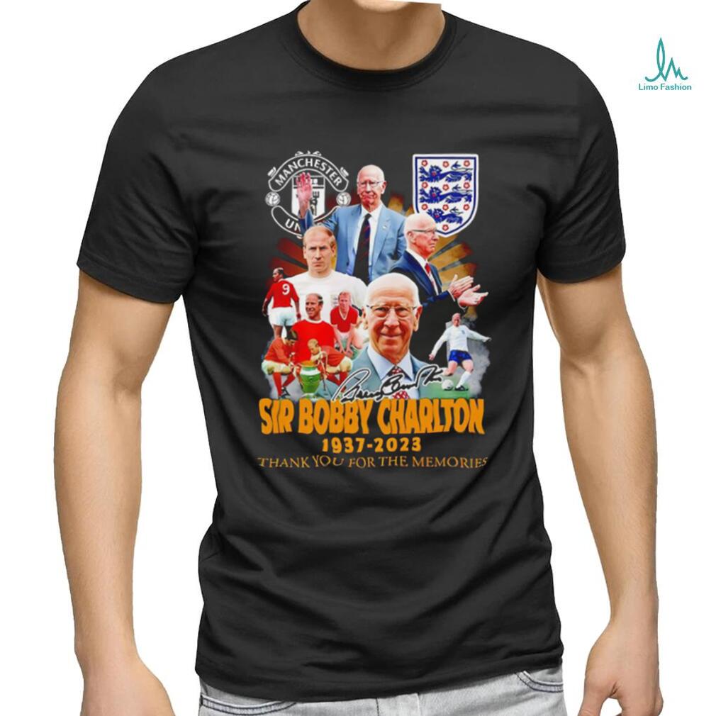 Manchester United Sir Bobby Charlton 1937 2023 thank you for the memories signature shirt Manchester United Sir Bobby Charlton 1937 2023 thank you for the memories signature shirt