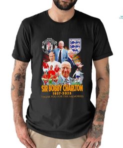 Manchester United Sir Bobby Charlton 1937 2023 thank you for the memories signature shirt