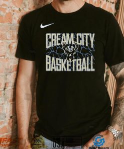 Milwaukee Bucks Nike Youth 2020 21 City Edition Logo T Shirt