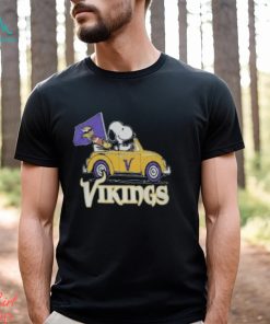 Minnesota Vikings Fan Snoopy Cartoon Sports T Shirt