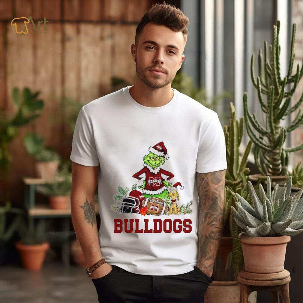 Mississippi State Bulldogs Grinch and Max dog funny Christmas shirt Mississippi State Bulldogs Grinch and Max dog funny Christmas shirt