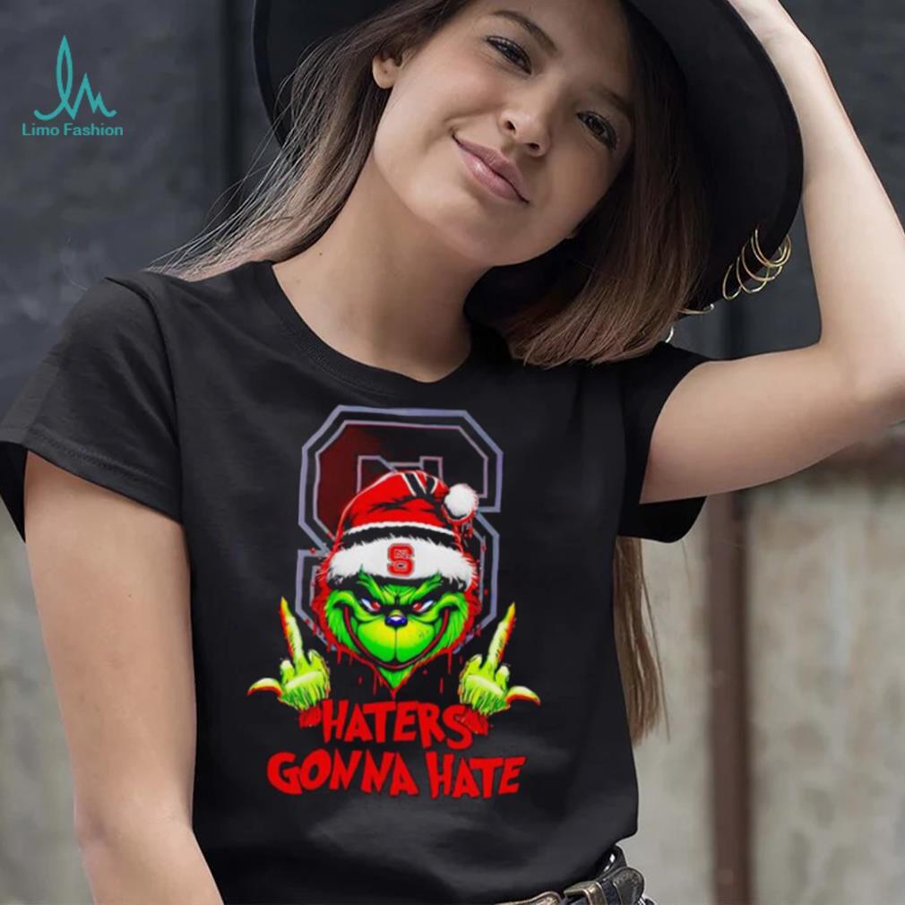 NC State Wolfpack Grinch middle finger haters gonna hate shirt NC State Wolfpack Grinch middle finger haters gonna hate shirt