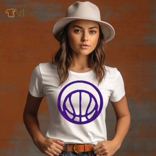 New Era 2023 24 City Edition New Orleans Pelicans Logo T shirt