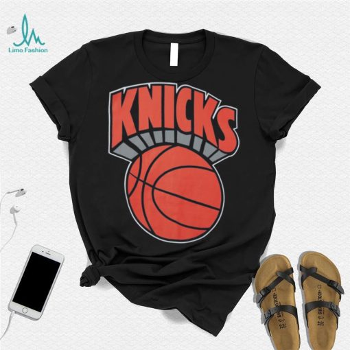 New York Knicks Mitchell & Ness Hardwood Classics There and Back Pullover Shirts