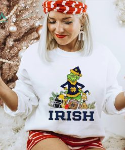 Notre Dame Fighting Irish Grinch and Max dog funny Christmas shirt, hoodie, sweater, long sleeve and tank top Notre Dame Fighting Irish Grinch and Max dog funny Christmas shirt