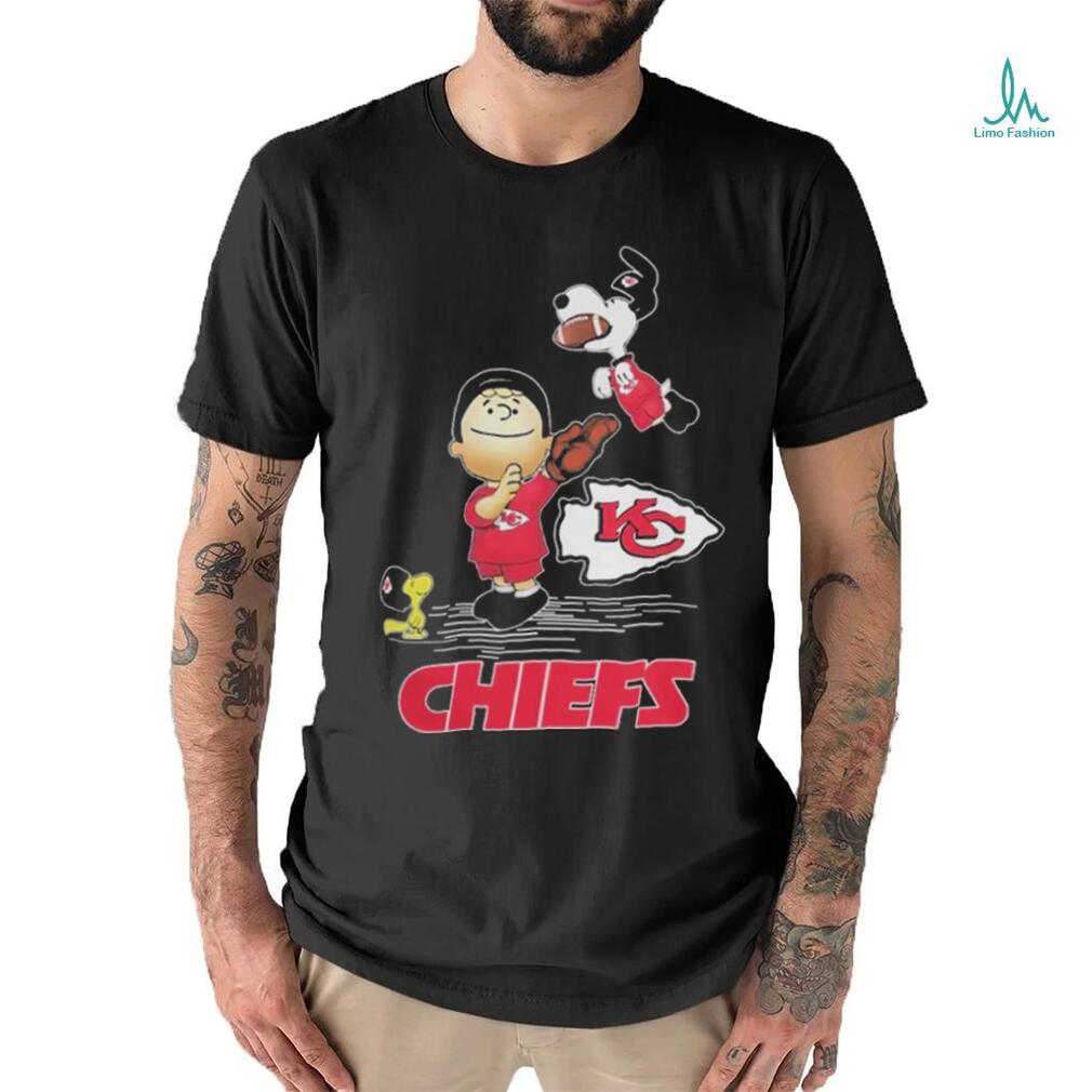 Official Kansas City Chiefs The Peanuts Christmas 2023 T Shirt Official Kansas City Chiefs The Peanuts Christmas 2023 T Shirt