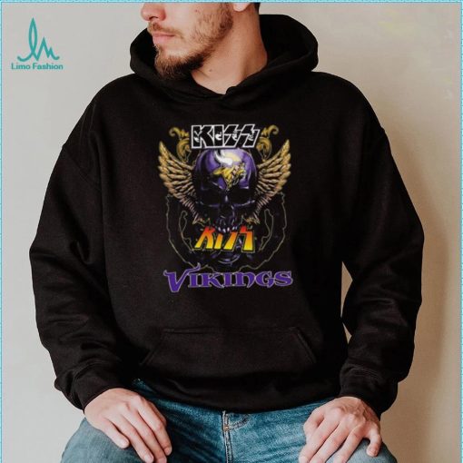 Original Skull Wings Kiss Minnesota Vikings T Shirt