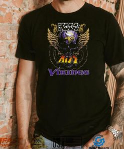 Original Skull Wings Kiss Minnesota Vikings T Shirt, hoodie, sweater, long sleeve and tank top Original Skull Wings Kiss Minnesota Vikings T Shirt