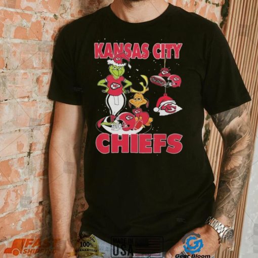 Original The Grinch And Dog Kansas City Chiefs Ornament Christmas 2023 T Shirt