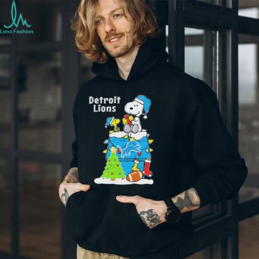 Peanuts Snoopy And Woodstock Detroit Lions Merry Christmas Shirt