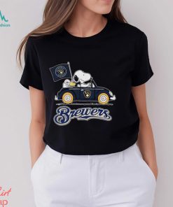 Peanuts Snoopy And Woodstock Milwaukee Brewers On Car Shirt, hoodie, sweater, long sleeve and tank top Peanuts Snoopy And Woodstock Milwaukee Brewers On Car Shirt