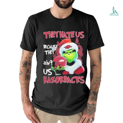 Santa Grinch Christmas They Hate Us Because Ain’t Us Arkansas Razorbacks T shirt