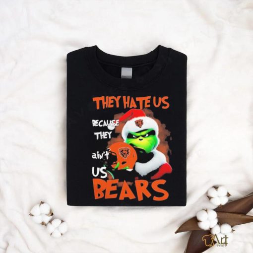 Santa Grinch Christmas They Hate Us Because Ain’t Us Chicago Bears T shirt